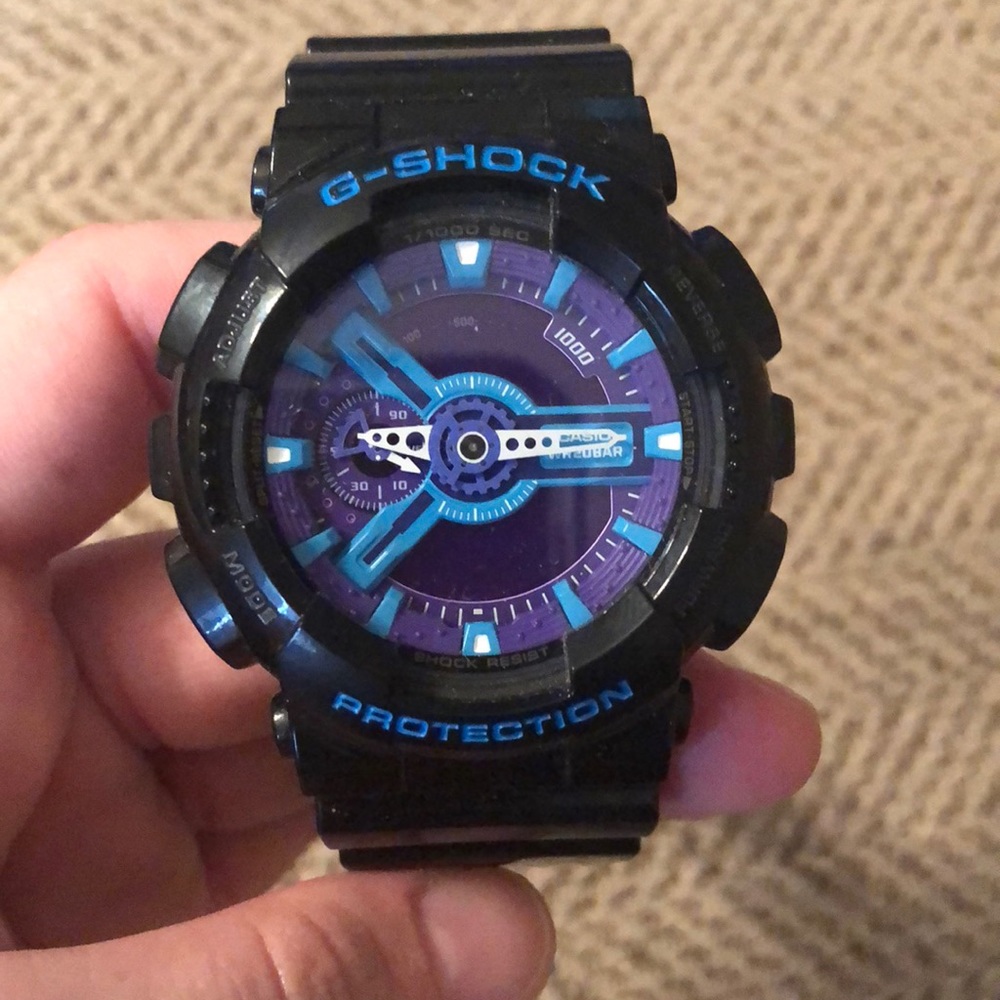 Men’s G Shock watch - like new